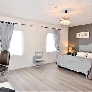 Hotel De La Villa Biron